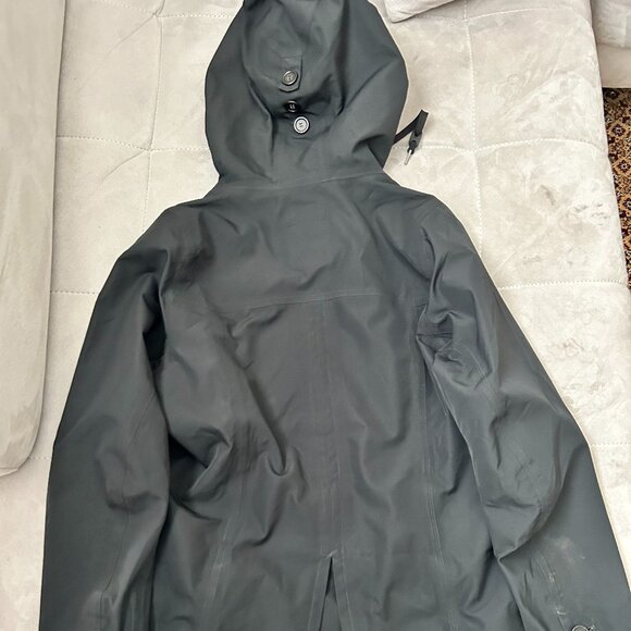 MEC rain coat - Picture 9 of 10